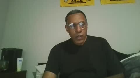 Snapshot of swimmerbod2495 chatting on April 2026 05:30:01 AM swimmerbod2495 online show from April 2026 05:30:01 AM