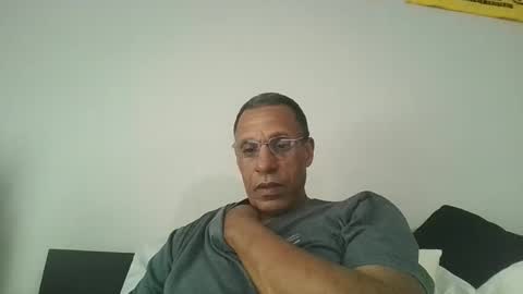 Snapshot of swimmerbod2495 chatting on April 2026 08:20:02 PM swimmerbod2495 online show from April 2026 08:20:02 PM