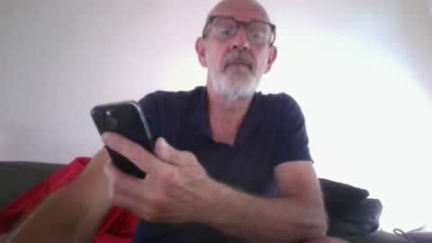 swimmi70 online show from July 2026 06:00:01 AM