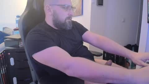 Snapshot of swissman1870 chatting on January 2025 03:08:02 PM swissman1870 online show from January 2025 03:08:02 PM