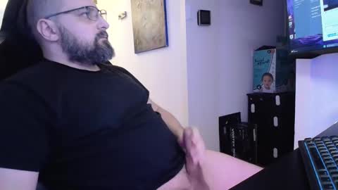 Snapshot of swissman1870 chatting on February 2025 03:49:01 PM swissman1870 online show from February 2025 03:49:01 PM