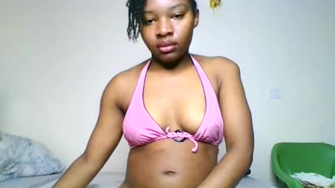 Snapshot of swit_candy chatting on July 2026 09:13:02 AM Candy online show from July 2026 09:13:02 AM