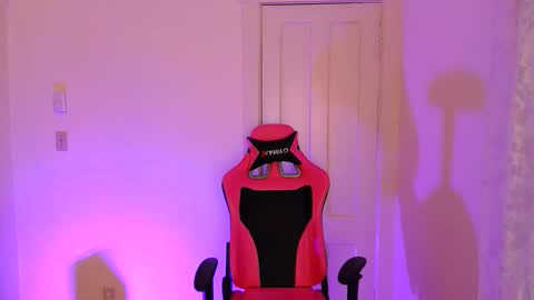 Snapshot of switchykitty chatting on March 2026 01:40:02 AM ashley blayde online show from March 2026 01:40:02 AM