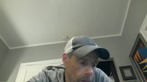 swontguy2025 online show from February 2025 03:32:02 AM