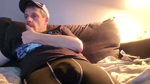 swontguy2025 online show from February 2026 01:46:01 AM