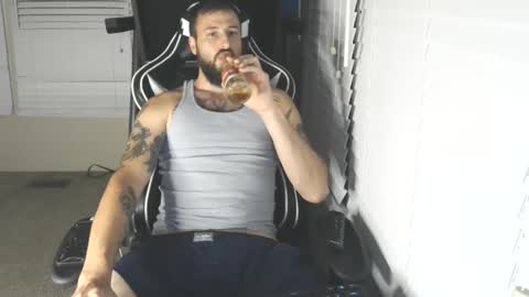 swoozy_ online show from October 2025 12:30:02 AM