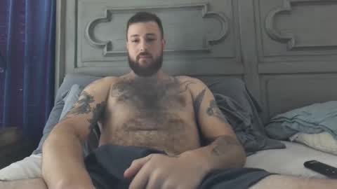 swoozy_ online show from November 2025 06:07:01 PM