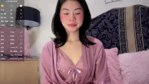 Snapshot of swt_asianholly chatting on March 2026 01:11:01 AM Holly online show from March 2026 01:11:01 AM