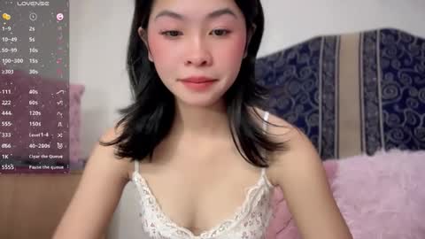 Snapshot of swt_asianholly chatting on March 2026 02:06:02 AM Holly online show from March 2026 02:06:02 AM