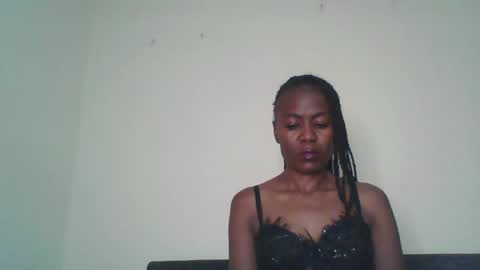 Snapshot of swtebony1 chatting on March 2026 12:06:01 AM ALICIA online show from March 2026 12:06:01 AM