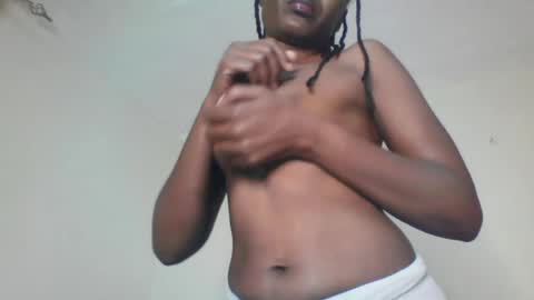 Snapshot of swtebony1 chatting on June 2026 10:43:02 PM ALICIA online show from June 2026 10:43:02 PM