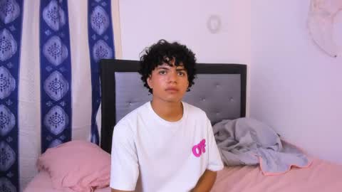 swwet_boy online show from January 2025 12:28:01 AM