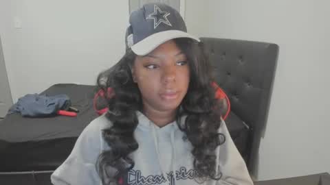 Snapshot of sxamleuy chatting on July 2026 04:38:01 AM sxamleuy online show from July 2026 04:38:01 AM
