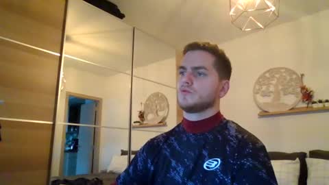 syl092 online show from January 2025 03:44:01 PM