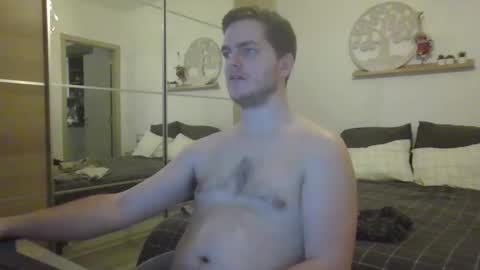 syl092 online show from February 2025 09:37:02 PM