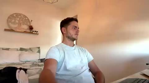 syl092 online show from March 2026 12:56:02 PM