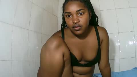 sylviasexy27 online show from February 2025 12:15:02 AM