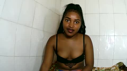 sylviasexy27 online show from February 2025 01:22:01 AM