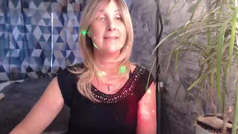 Snapshot of sylviathemodel chatting on February 2026 07:57:02 AM Sylvia online show from February 2026 07:57:02 AM