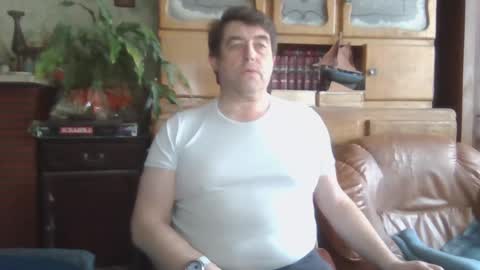 Snapshot of sympa_trique chatting on December 2024 11:40:01 AM sympa_trique online show from December 2024 11:40:01 AM