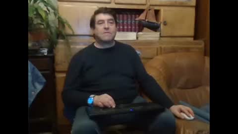 Snapshot of sympa_trique chatting on December 2024 07:10:01 PM sympa_trique online show from December 2024 07:10:01 PM