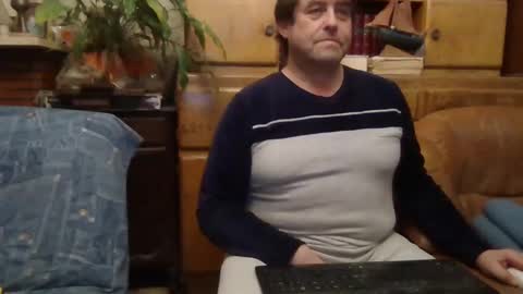 Snapshot of sympa_trique chatting on December 2024 06:50:02 PM sympa_trique online show from December 2024 06:50:02 PM