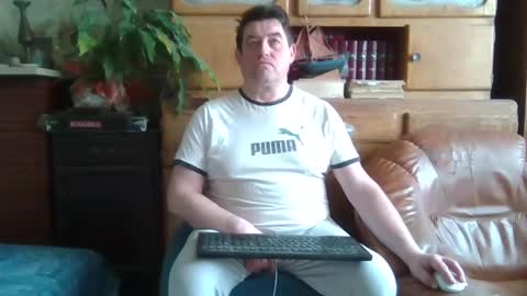 Snapshot of sympa_trique chatting on February 2025 09:49:01 AM sympa_trique online show from February 2025 09:49:01 AM