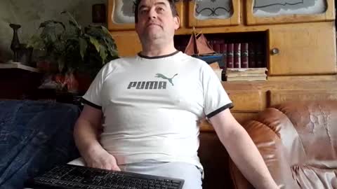 Snapshot of sympa_trique chatting on February 2025 09:26:02 AM sympa_trique online show from February 2025 09:26:02 AM