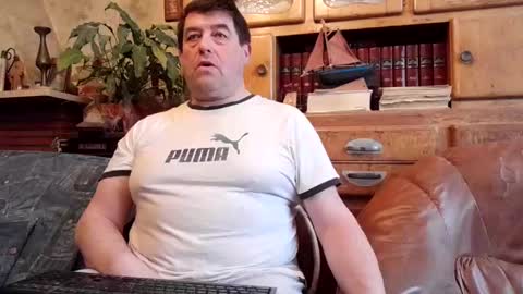 Snapshot of sympa_trique chatting on February 2025 11:46:01 AM sympa_trique online show from February 2025 11:46:01 AM