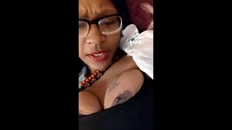 Snapshot of syndarling chatting on March 2026 04:07:02 AM SynDarling online show from March 2026 04:07:02 AM