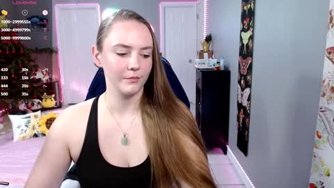 Jennah online show from December 2024 11:10:02 PM