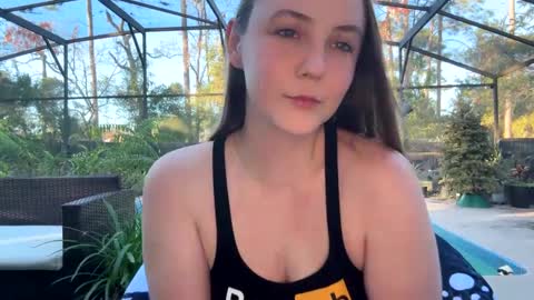 Jennah online show from January 2025 09:46:01 PM