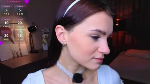 Snapshot of synne_glows chatting on September 2025 07:08:01 AM Eva online show from September 2025 07:08:01 AM