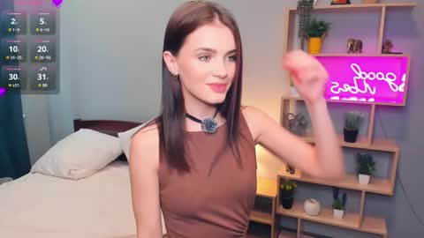 Snapshot of synne_glows chatting on November 2025 09:52:02 AM Eva online show from November 2025 09:52:02 AM