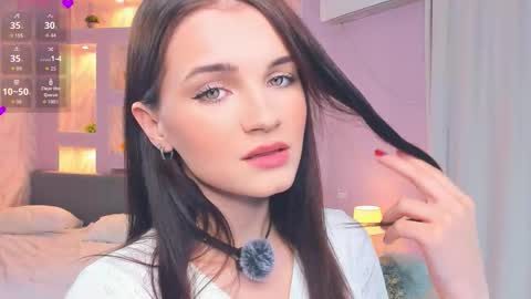 Snapshot of synne_glows chatting on November 2025 07:07:02 PM Eva online show from November 2025 07:07:02 PM