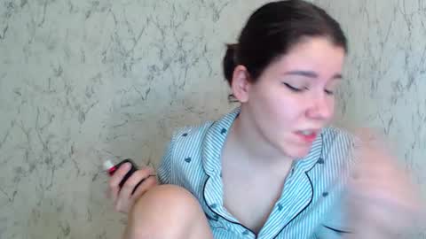 SyrenDixon online show from December 2025 10:10:02 AM