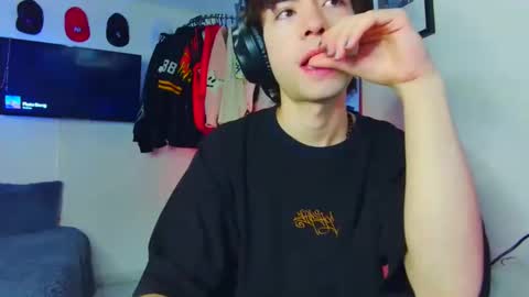 TONER online show from September 2025 01:09:01 AM