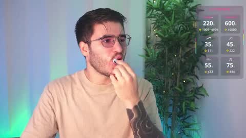 Snapshot of t0ny_wylie chatting on April 2026 12:27:01 PM t0ny_wylie online show from April 2026 12:27:01 PM