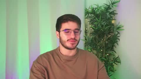 Snapshot of t0ny_wylie chatting on April 2026 04:49:02 AM t0ny_wylie online show from April 2026 04:49:02 AM