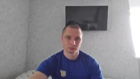 Snapshot of t30t chatting on May 2026 05:14:02 AM Den online show from May 2026 05:14:02 AM