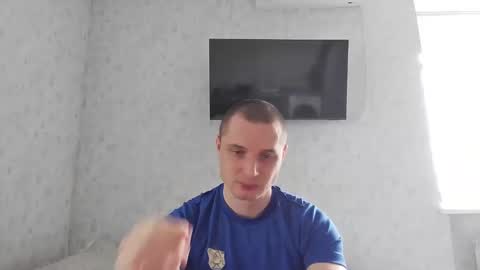 Snapshot of t30t chatting on May 2026 05:58:02 AM Den online show from May 2026 05:58:02 AM