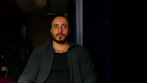 Huracane online show from February 2025 03:05:01 PM