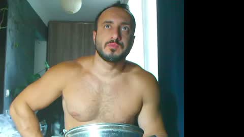 Snapshot of t_huracane chatting on August 2026 04:05:02 PM Huracane online show from August 2026 04:05:02 PM