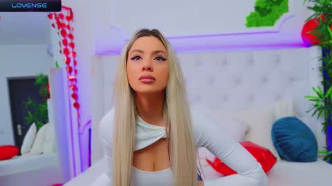 Snapshot of taahiraarabian chatting on February 2025 01:33:01 PM Arianna online show from February 2025 01:33:01 PM