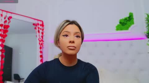 Snapshot of taahiraarabian chatting on February 2025 04:20:02 PM Arianna online show from February 2025 04:20:02 PM