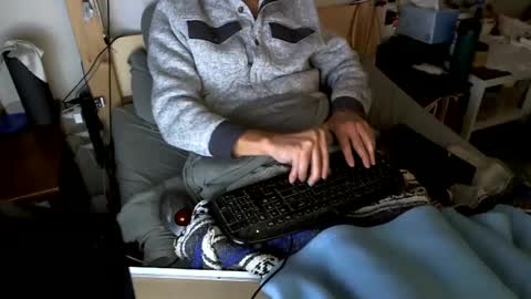 Snapshot of tad58pole chatting on January 2025 05:48:01 PM Tad Pole online show from January 2025 05:48:01 PM