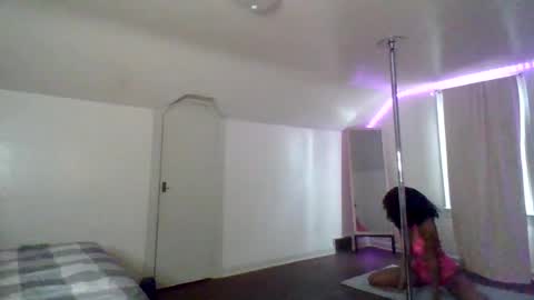 Taephoriaa online show from March 2026 08:37:01 PM