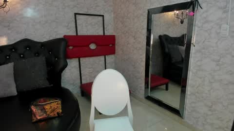 Snapshot of tafitasl4ve chatting on April 2026 07:44:01 PM Tafita online show from April 2026 07:44:01 PM