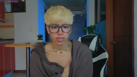 taichi online show from February 2026 09:00:02 PM