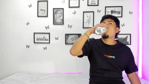 Liam and Juli online show from January 2025 07:53:01 AM